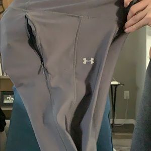 Silver under armour leggings